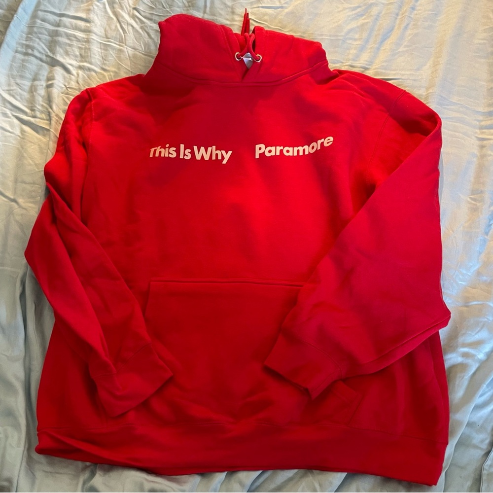 NWOT Paramore 2022 Tour Sweatshirt